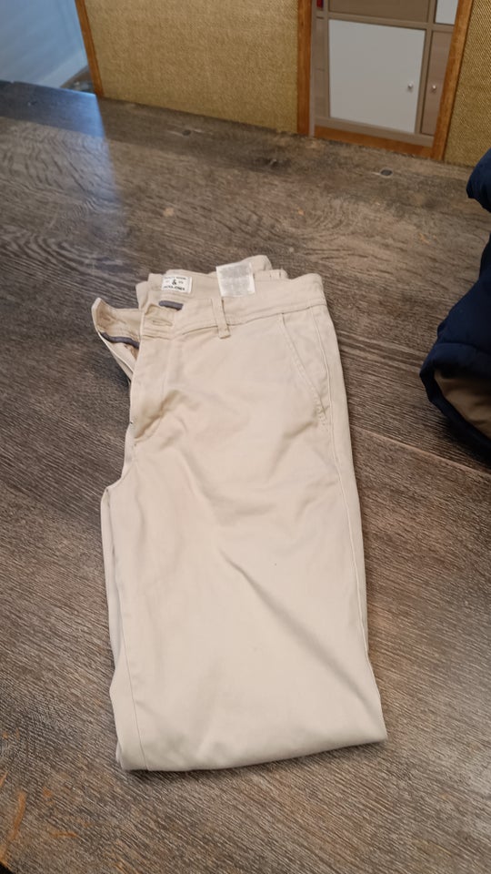 Chinos, Jack  Jones, str. 31