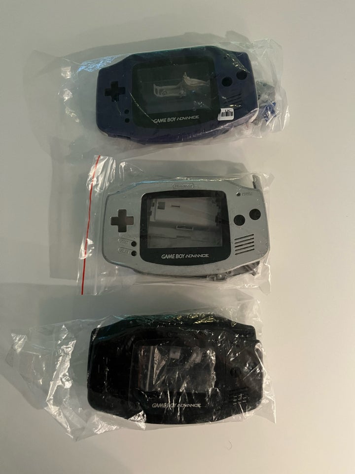 Gameboy Advance shells, Gameboy