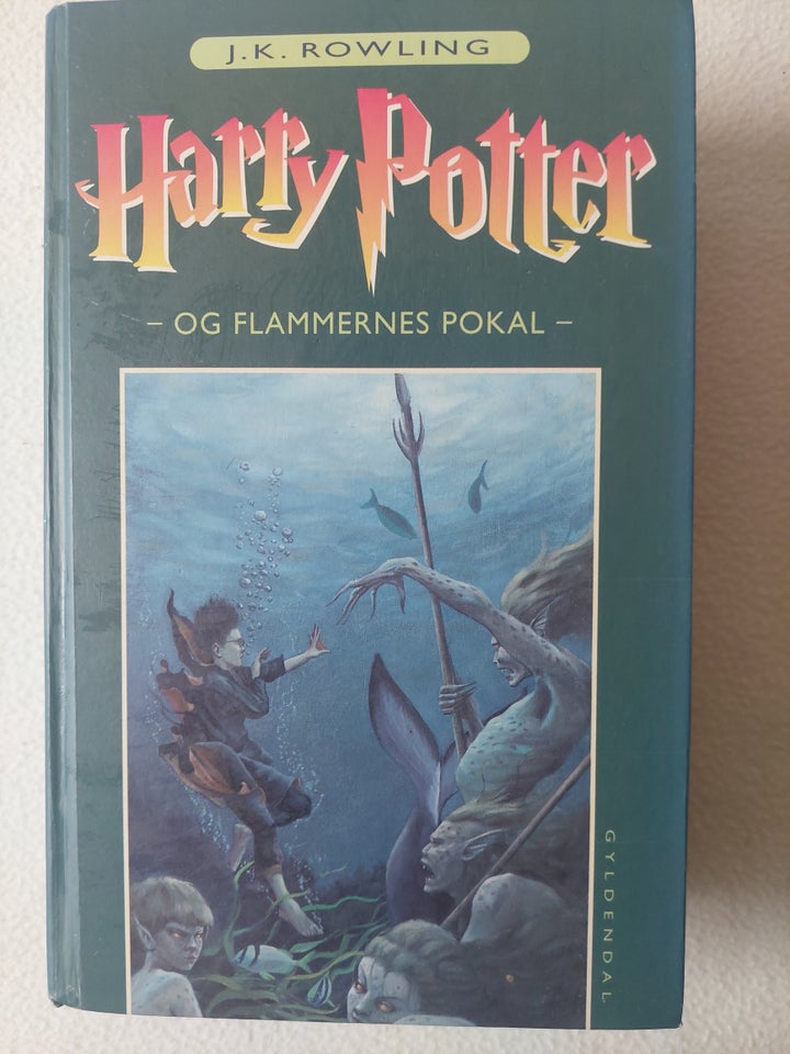 Harry Potter, J. K. Rowling, genre: