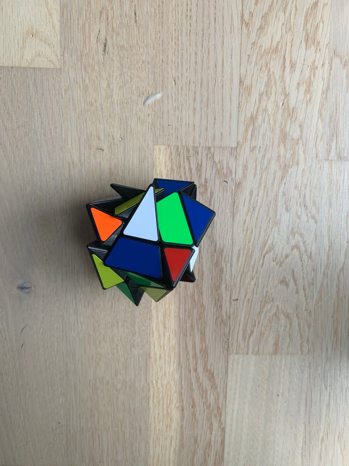 Samlefigurer, Rubiks cube qiyi