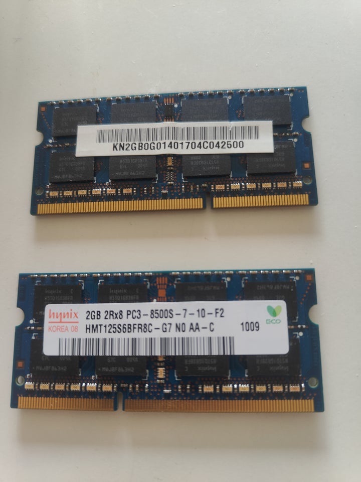 Hynix 2 GB DDR3 SDRAM