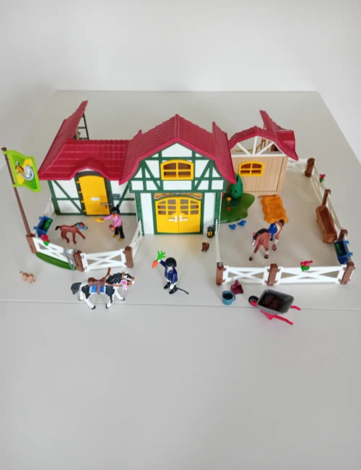 Playmobil Stort ridecenter