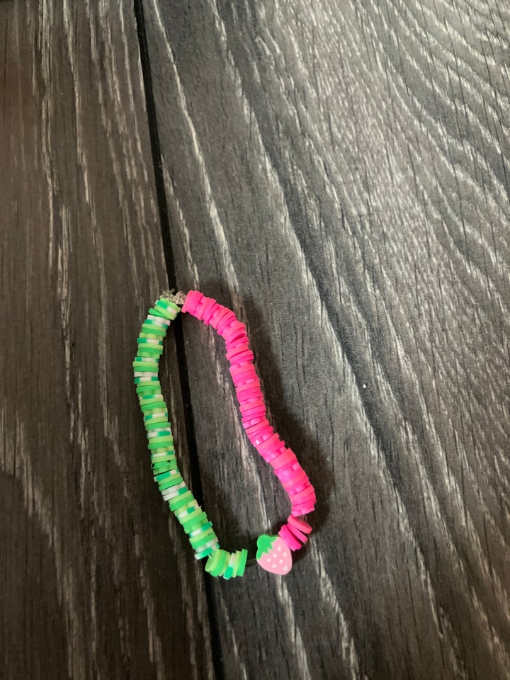 Armbånd, perler, Smykkehjerte