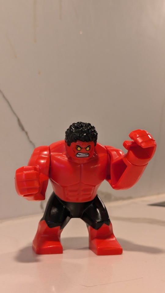 Lego Minifigures, Red Hulk