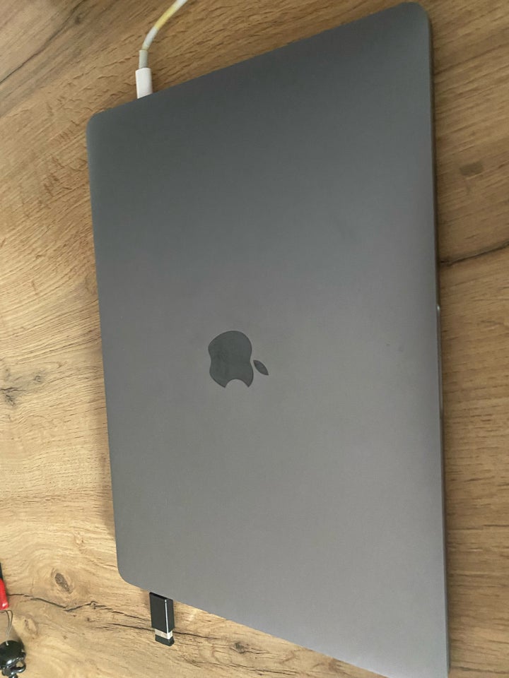 MacBook Pro 2019 24ghz GHz