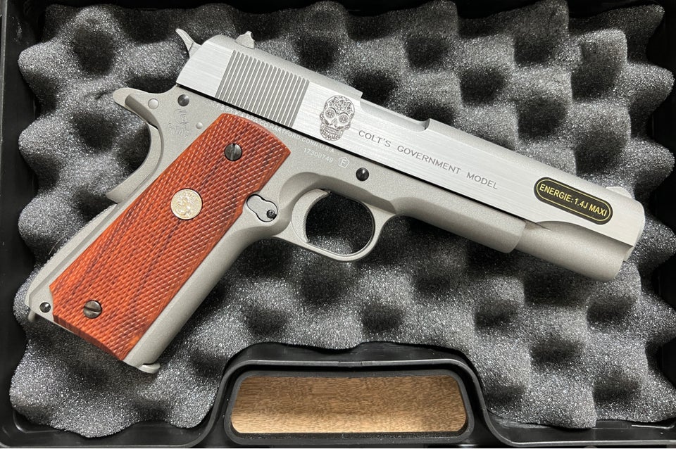 Hardballvåben Colt m1911 skull