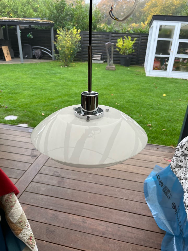 Anden loftslampe