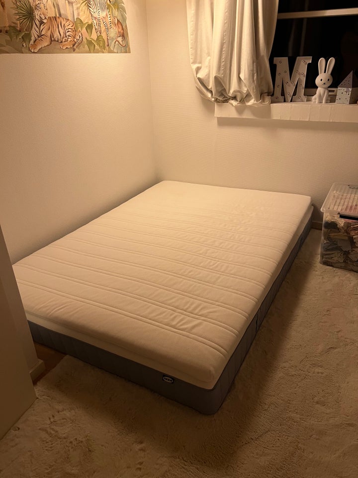 Topmadras, IKEA, b: 140 l: 200 h: 5