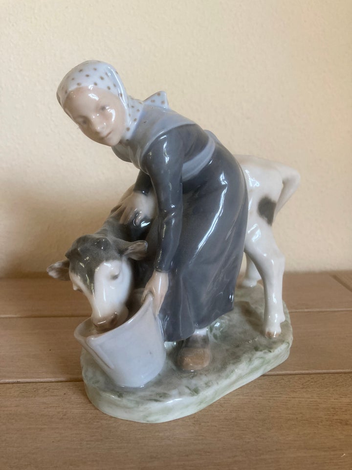 Porcelænsfigur Malkepige me