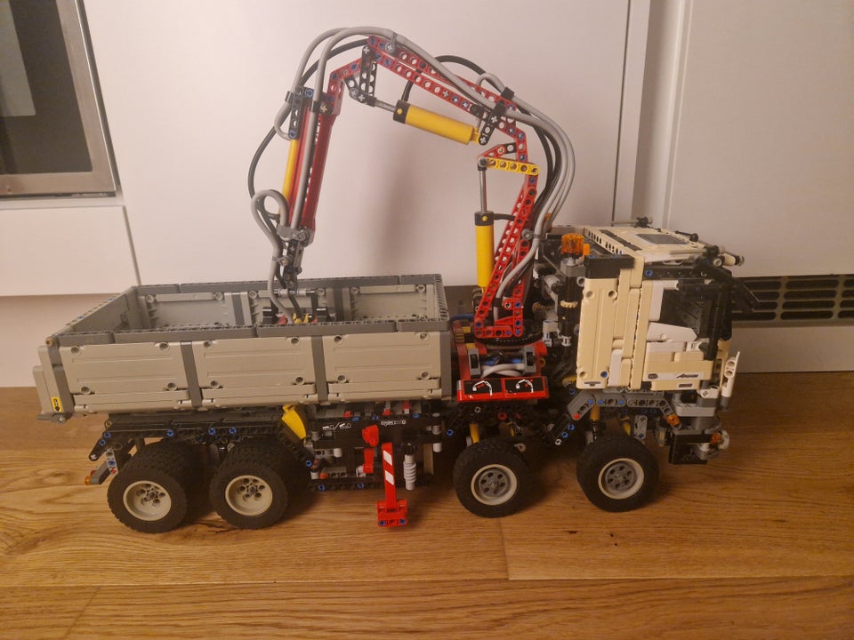 Lego Technic, Lego technic 42043