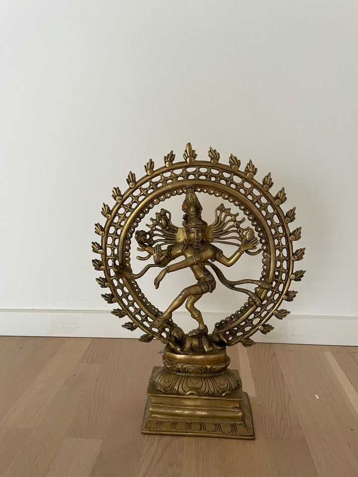 Shiva statue