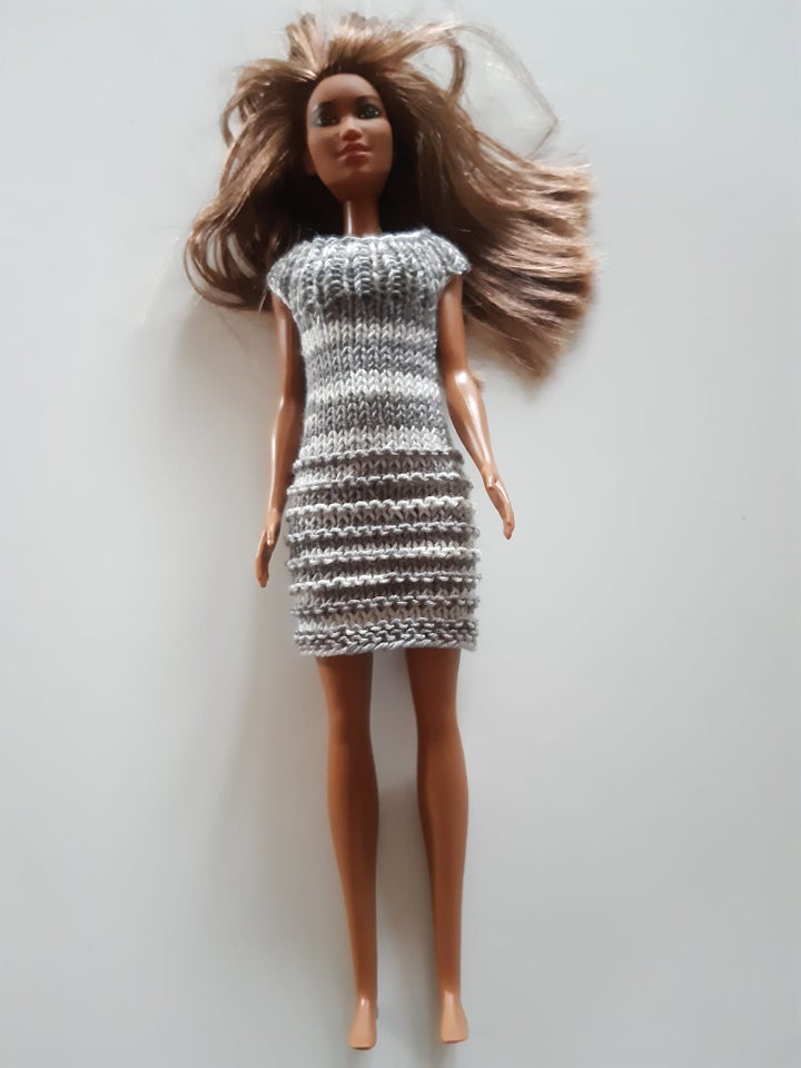 Dukketøj, Hjemmestrikkede Barbie