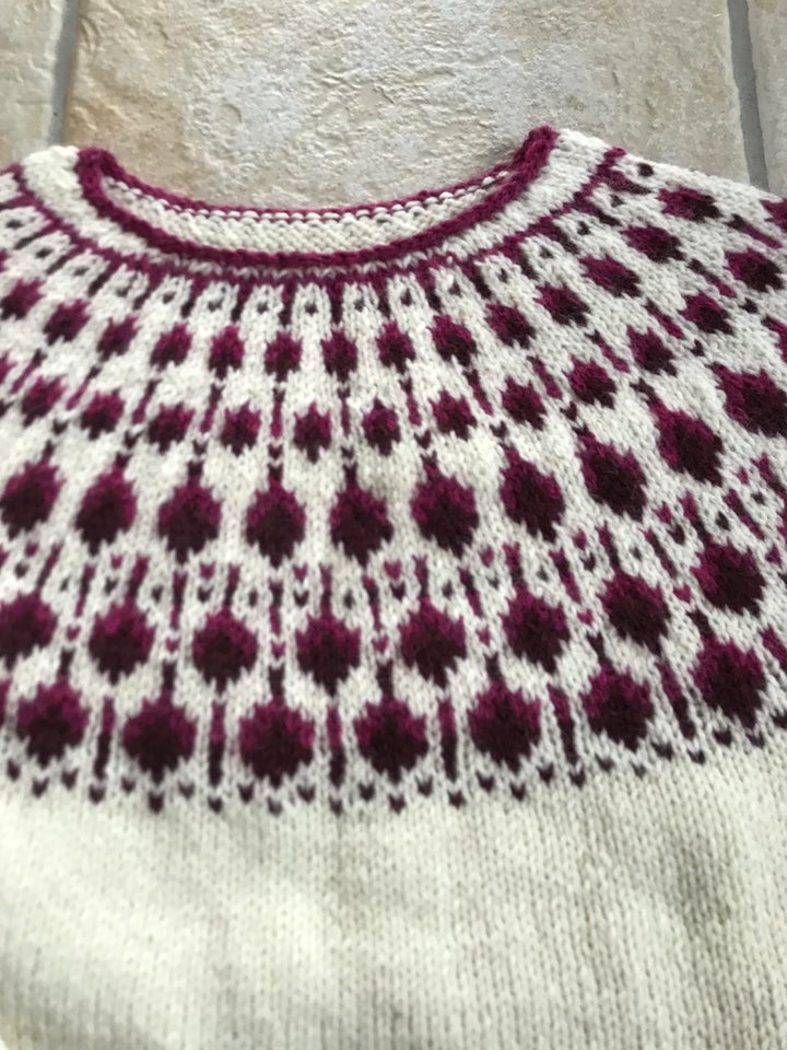 Sweater, Håndstrikket i norsk uld,