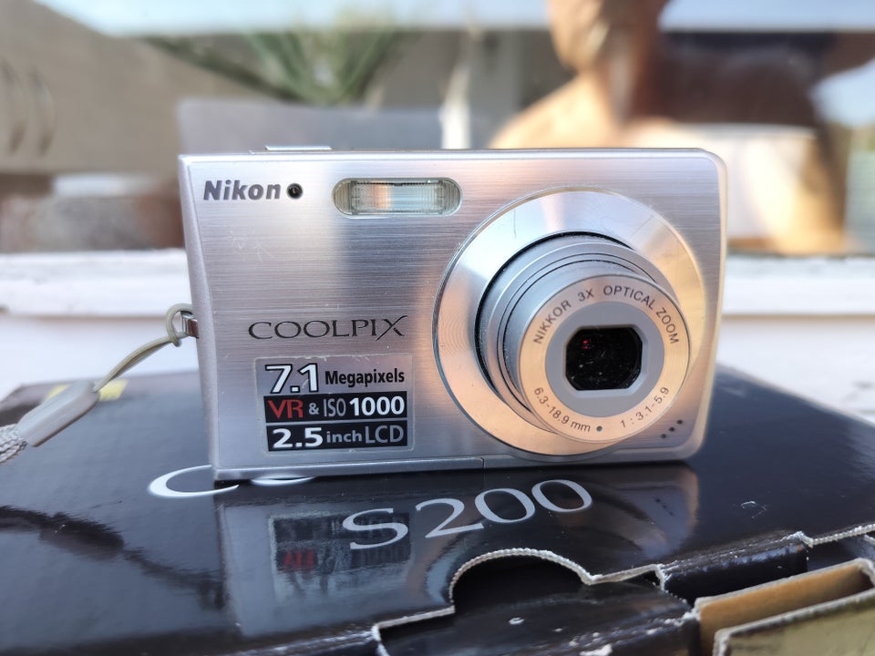 Nikon Coolpix S200 71