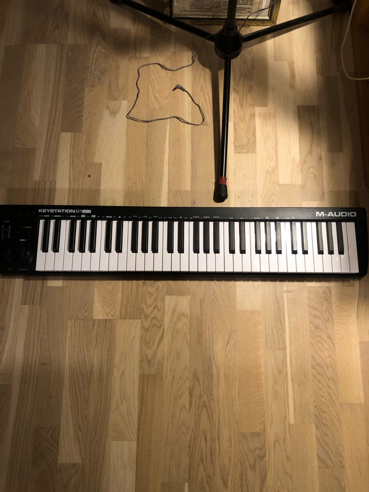 Midi keyboard, M-audio Keystation