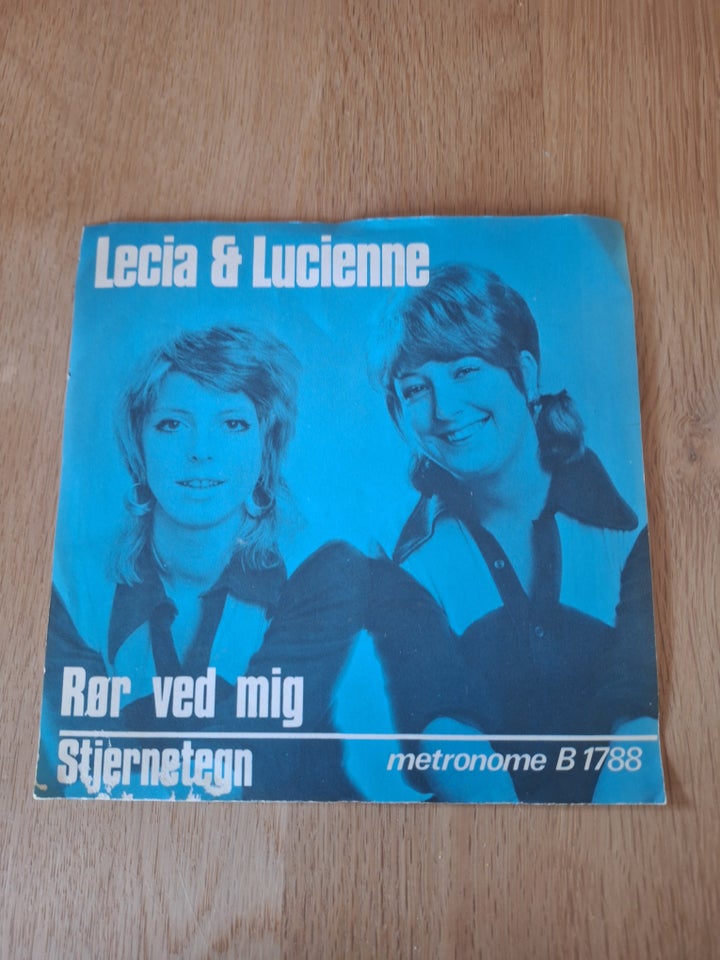 Single, Lucia og lucienne, Rør ved