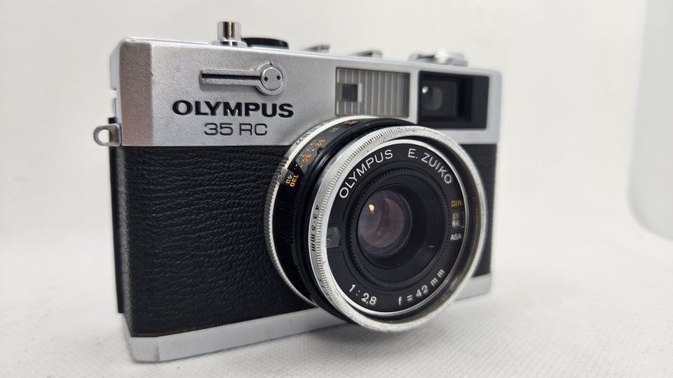 Olympus, 35 RC, God