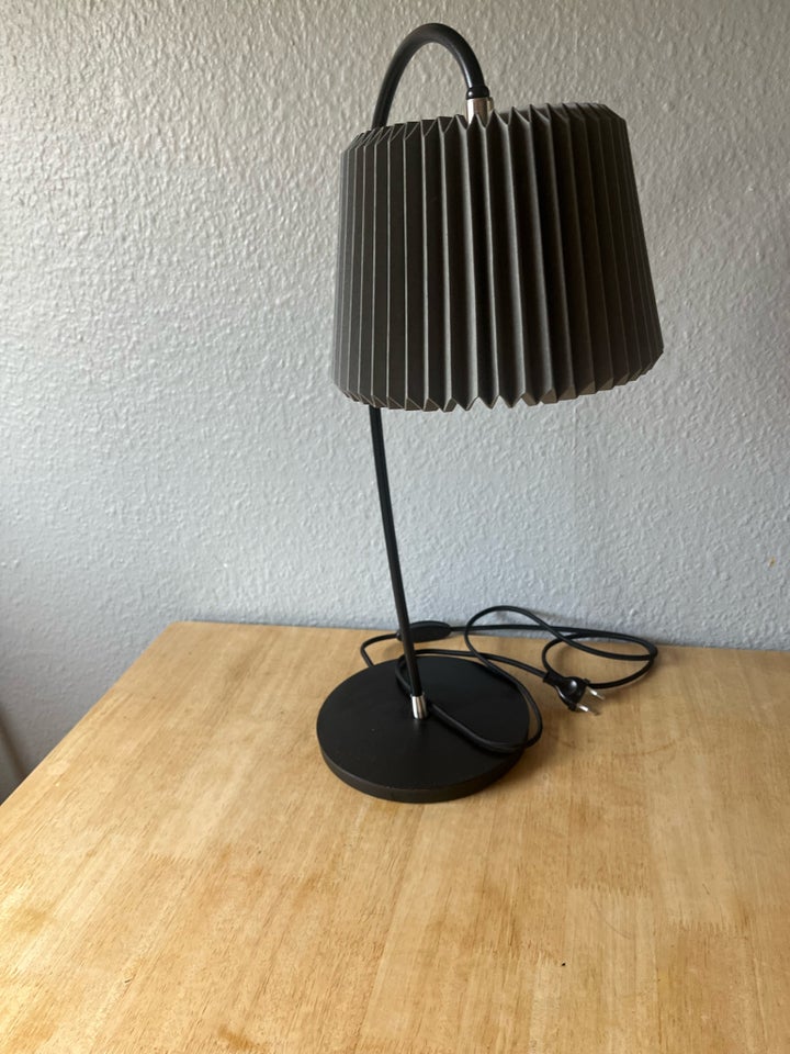 Skrivebordslampe LeKlint