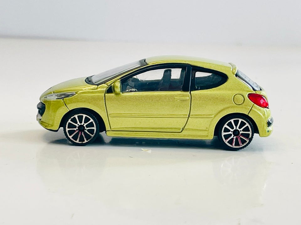 Modelbil, Bburago Peugeot 207,