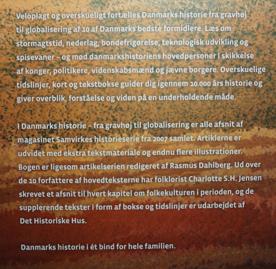 DANMARKS HISTORIE - FRA GRAVHØJ TIL