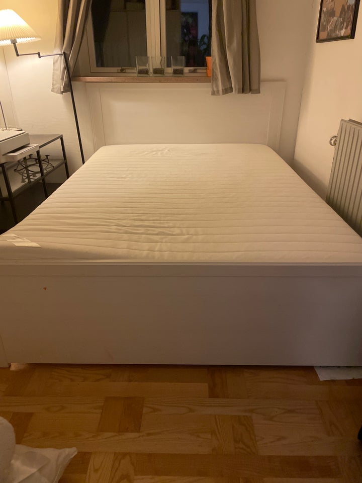 Dobbeltseng, Ikea, b: 140 l: 200