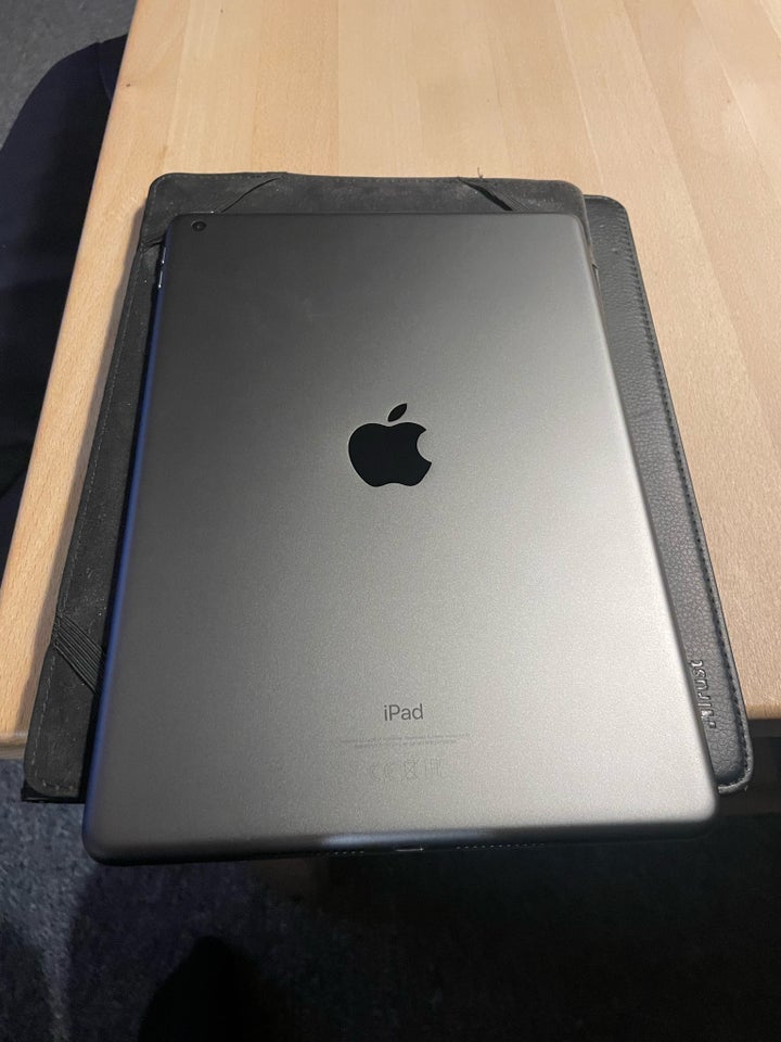 iPad 7, 64 GB, Perfekt