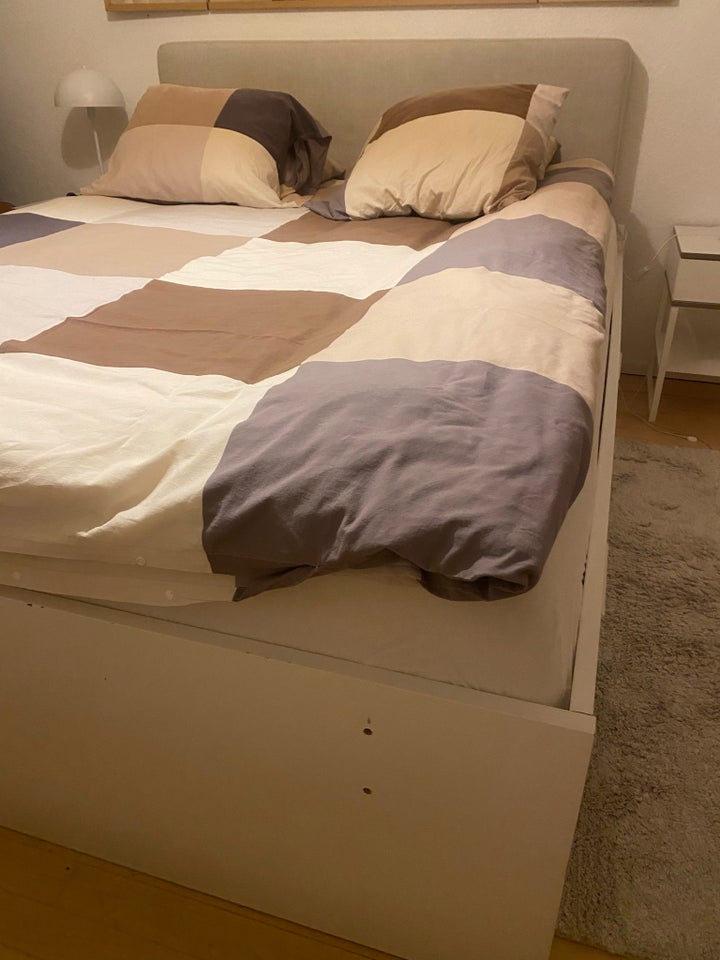 Dobbeltseng, Ikea, b: 160 l: 200 h: