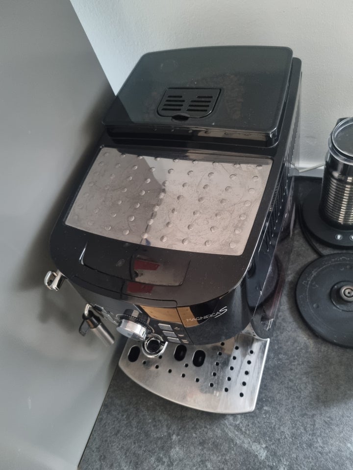 Delonghi fuldautomatisk