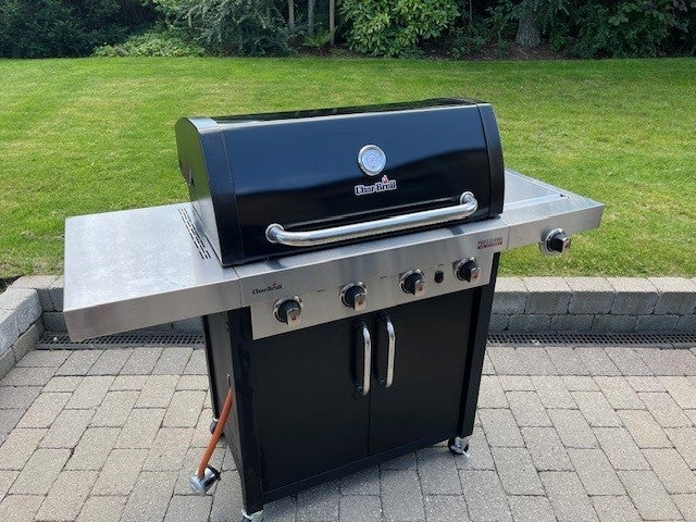 Gasgrill Charbroil Professional