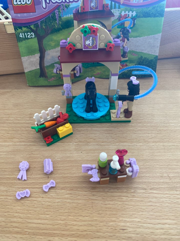 Lego blandet Lego friends