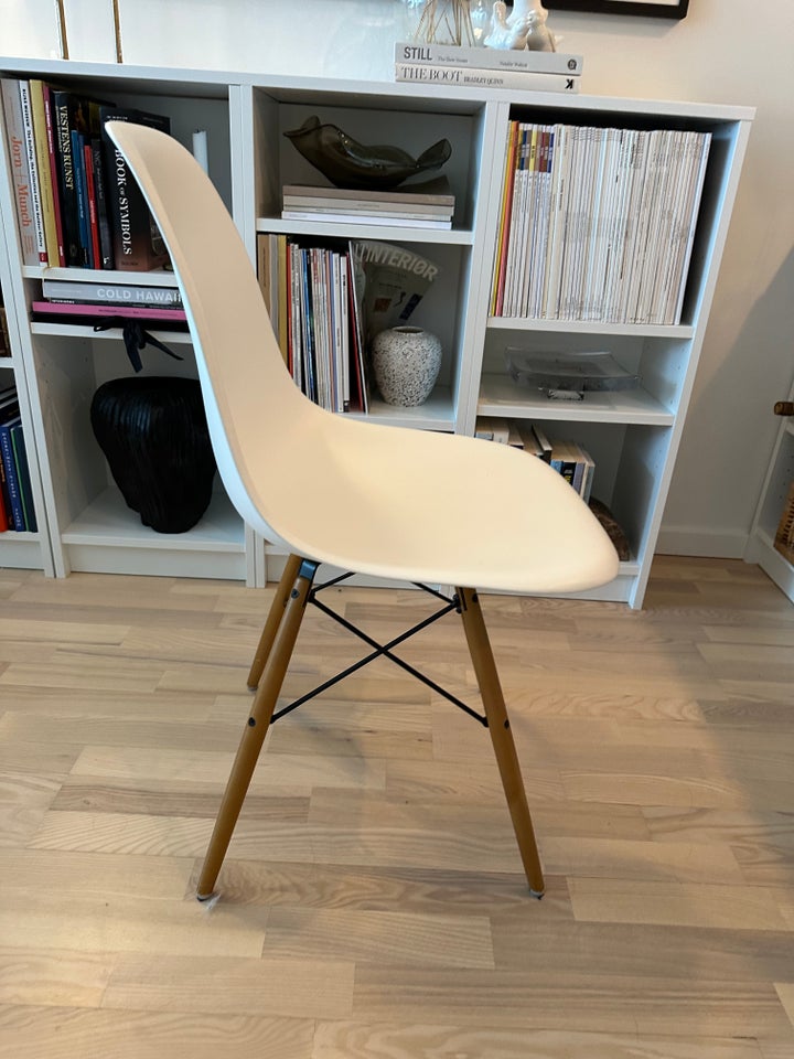 Eames DSW  Stol