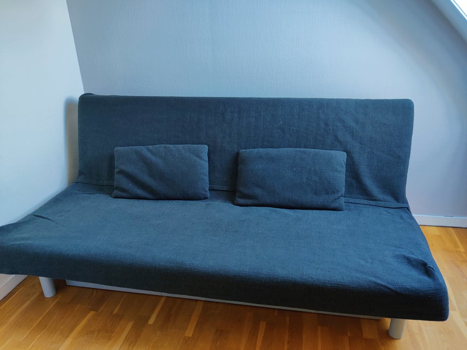 Sovesofa Seng b: 140 l: 200 h: 40