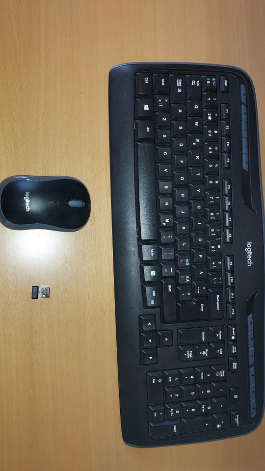 Tastatur, Logitech, God