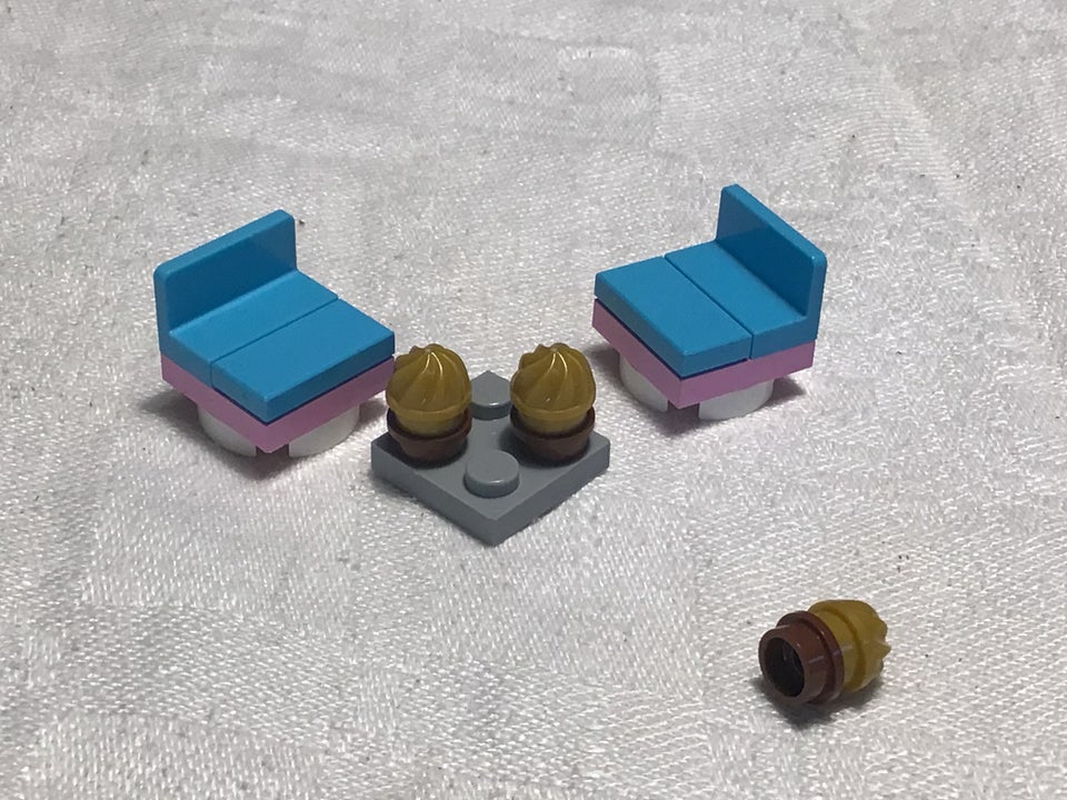 Lego Friends Chairs table and