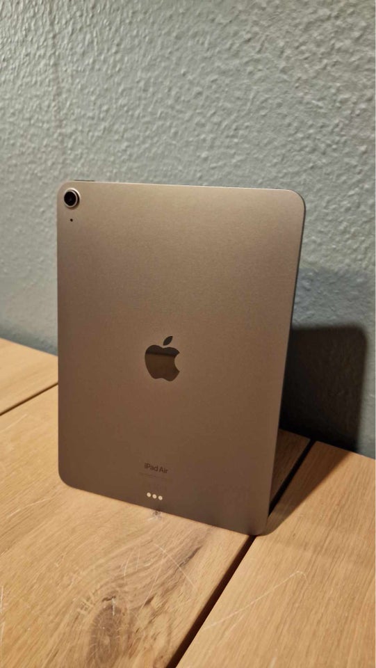 iPad 5, 64 GB, sort