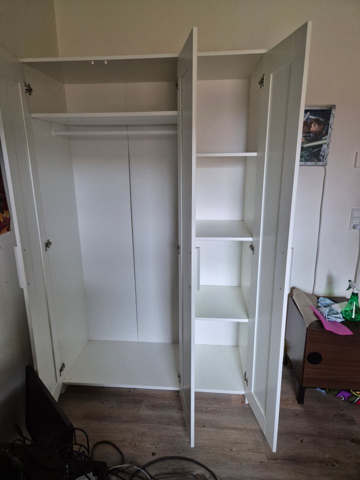 Garderobeskab, Ikea, b: 117 d: 50 h: