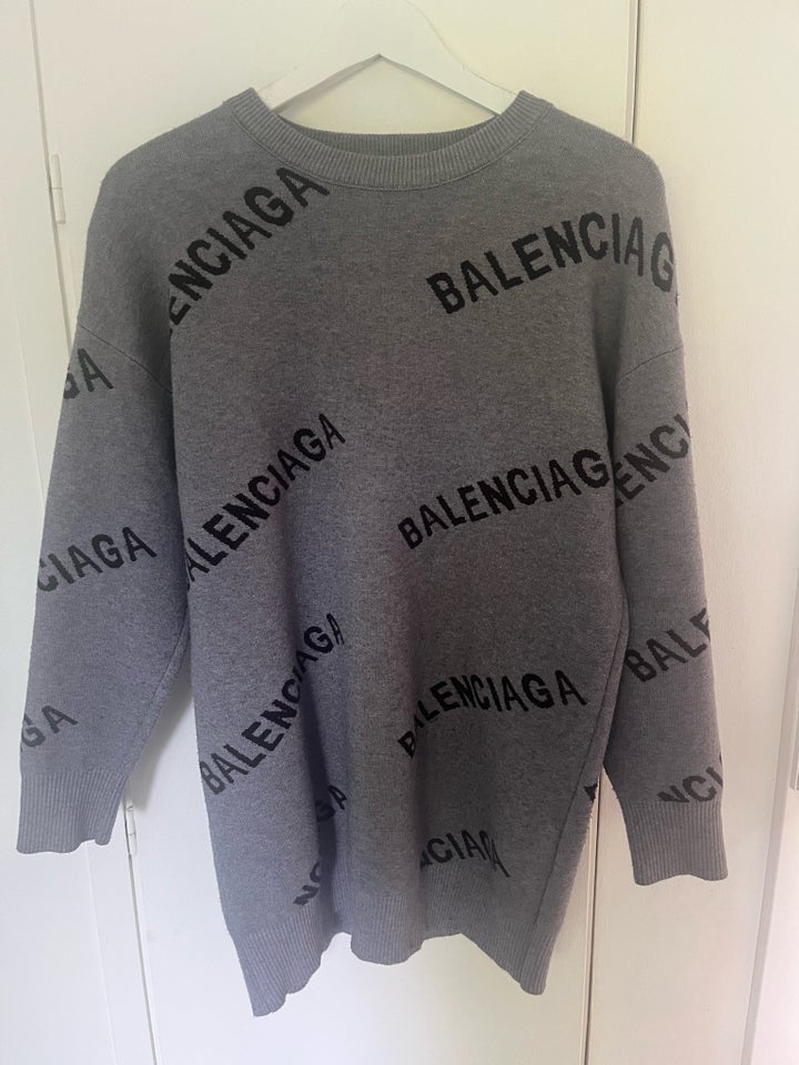 Sweater, Balenciaga, str. 38