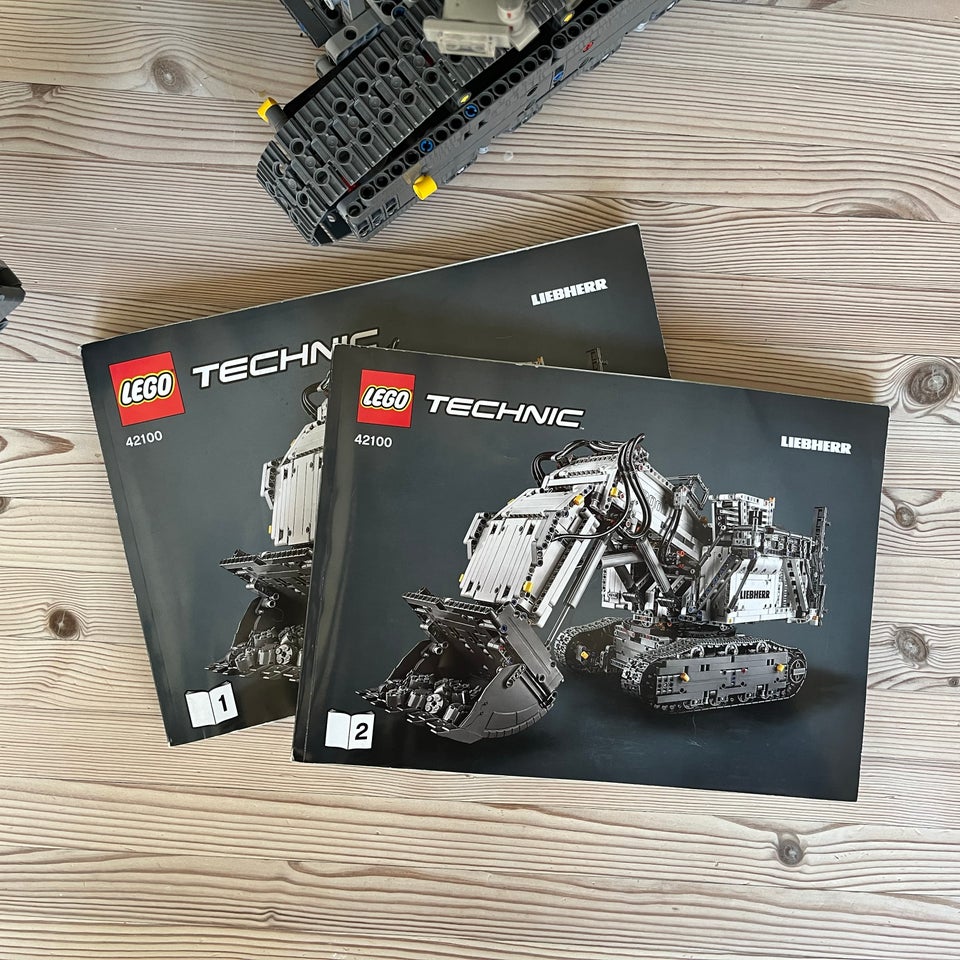 Lego Technic, 42100 Liebherr R 9800