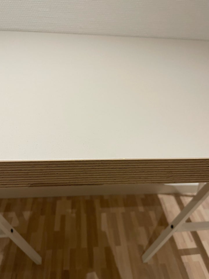 Skrivebord, Ikea, b: 120 d: 60