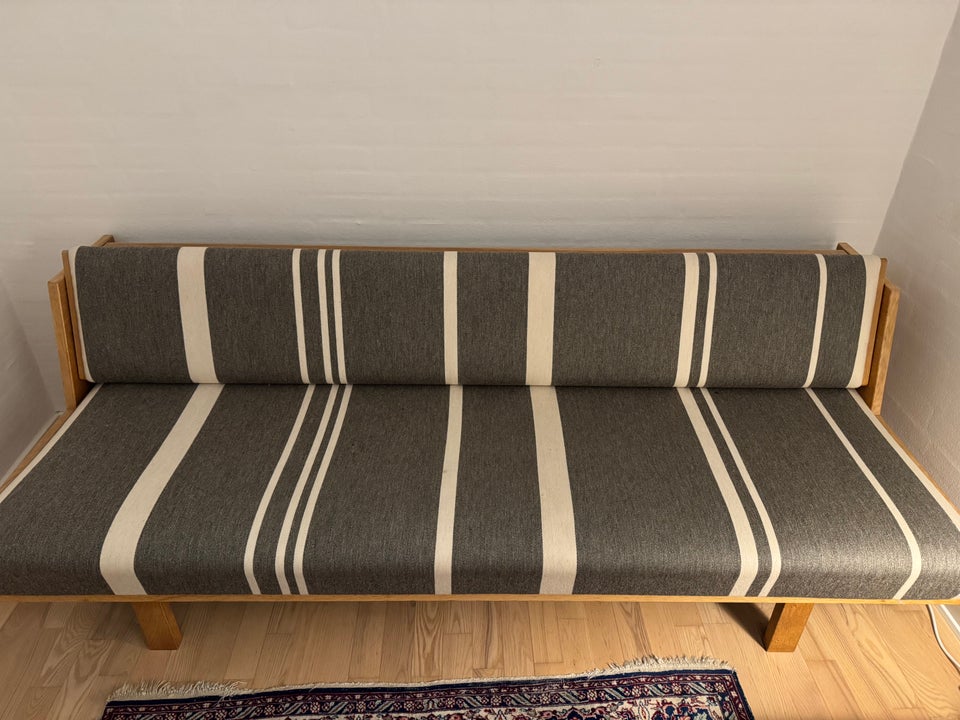 Sovesofa, Hans J Wegner