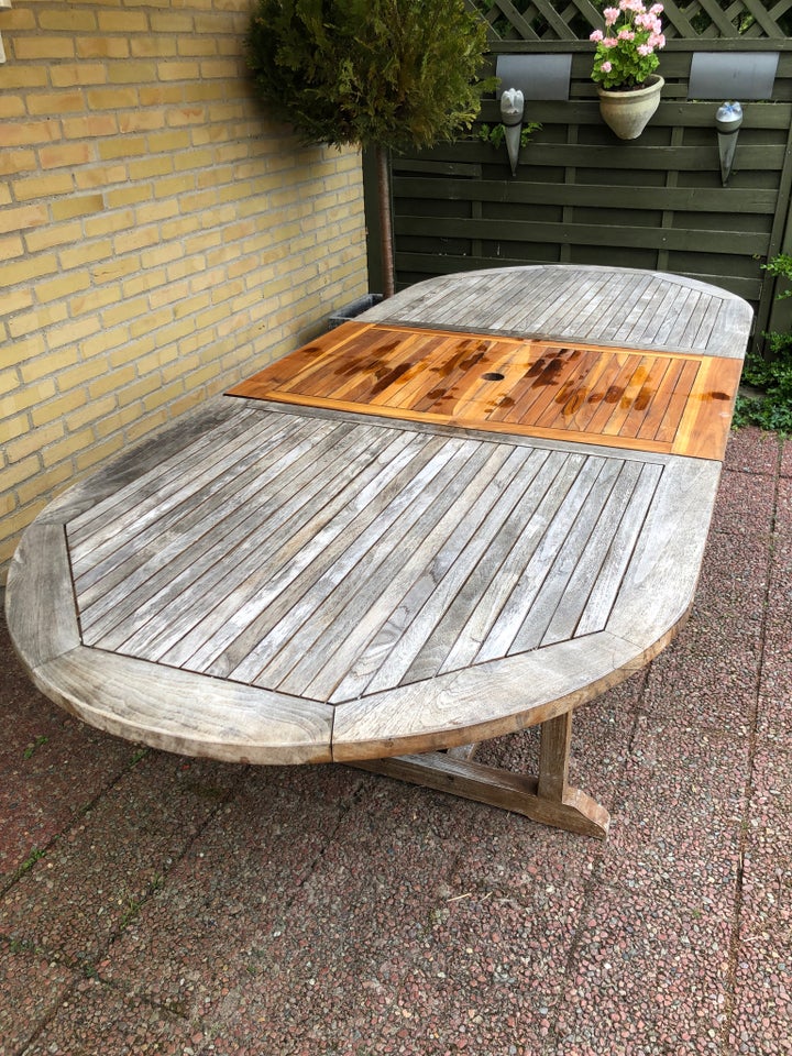 Havebord teaktræ