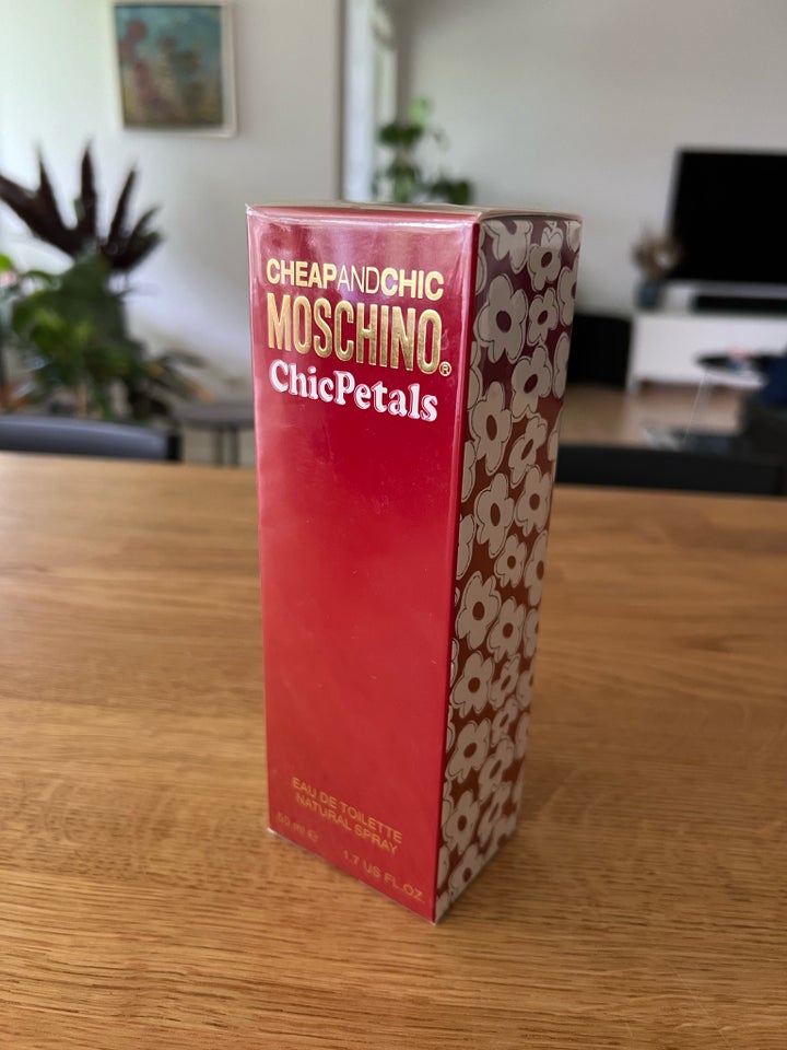 Eau de Toilette, Moschino Cheap And