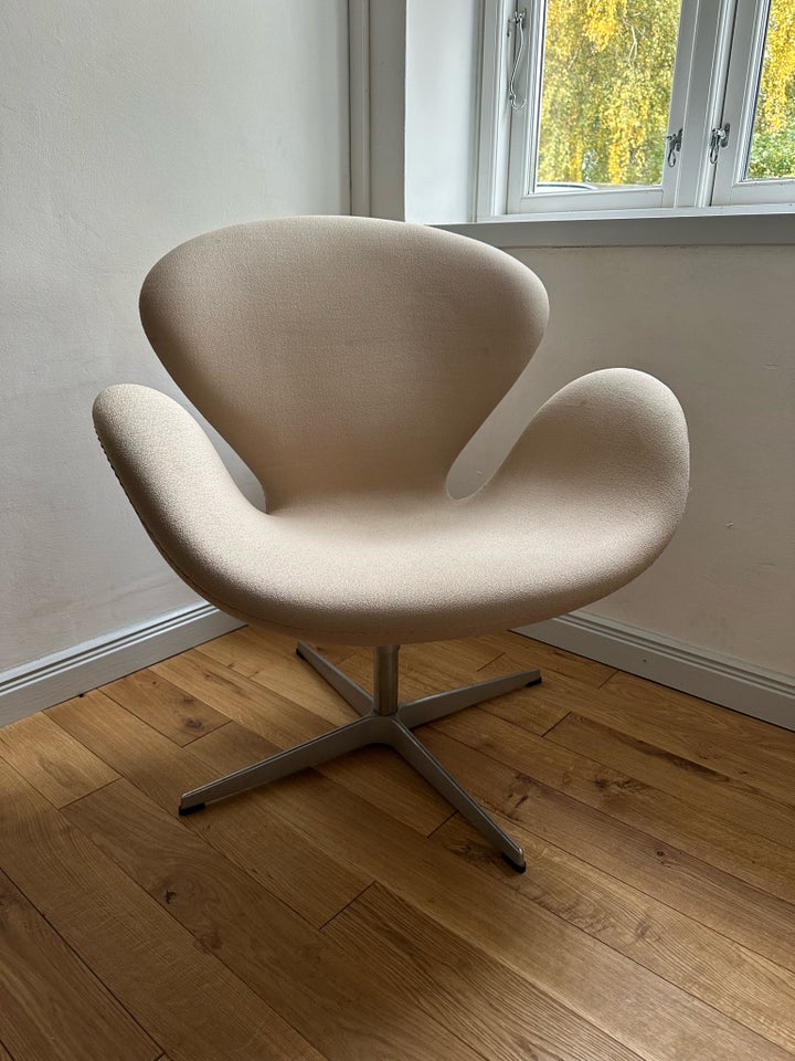 Svanen Swan chair Fritz Han...