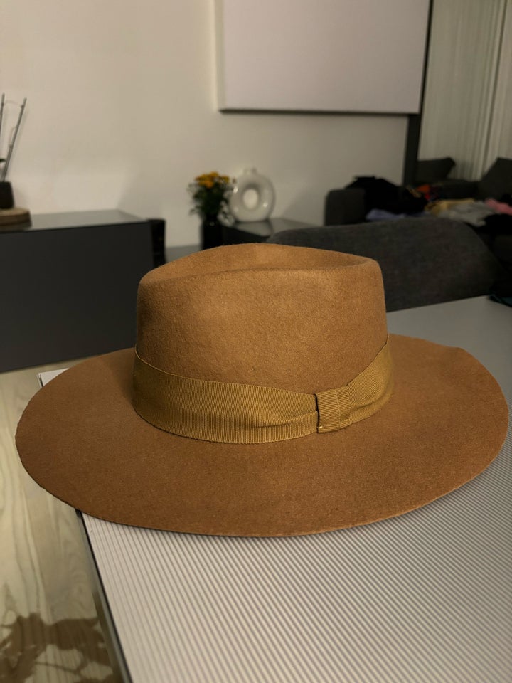 Hat, 100% Uld Hat, Magasin Du Nord