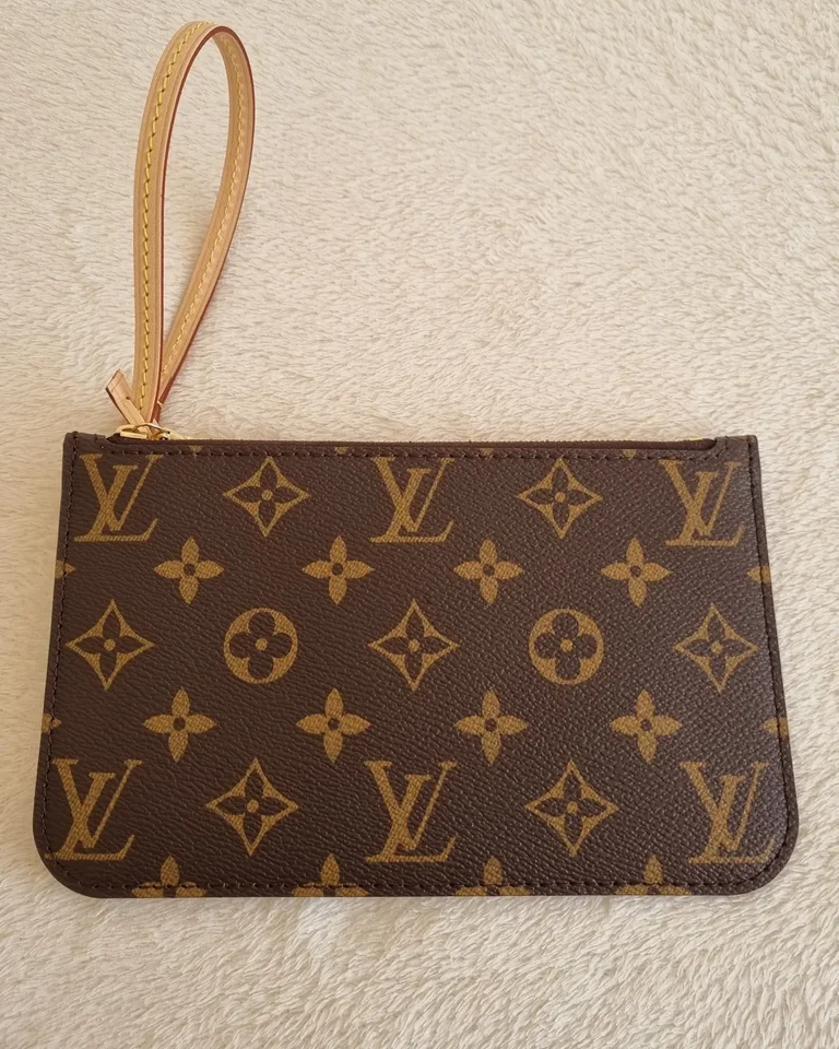 Pung, Louis Vuitton