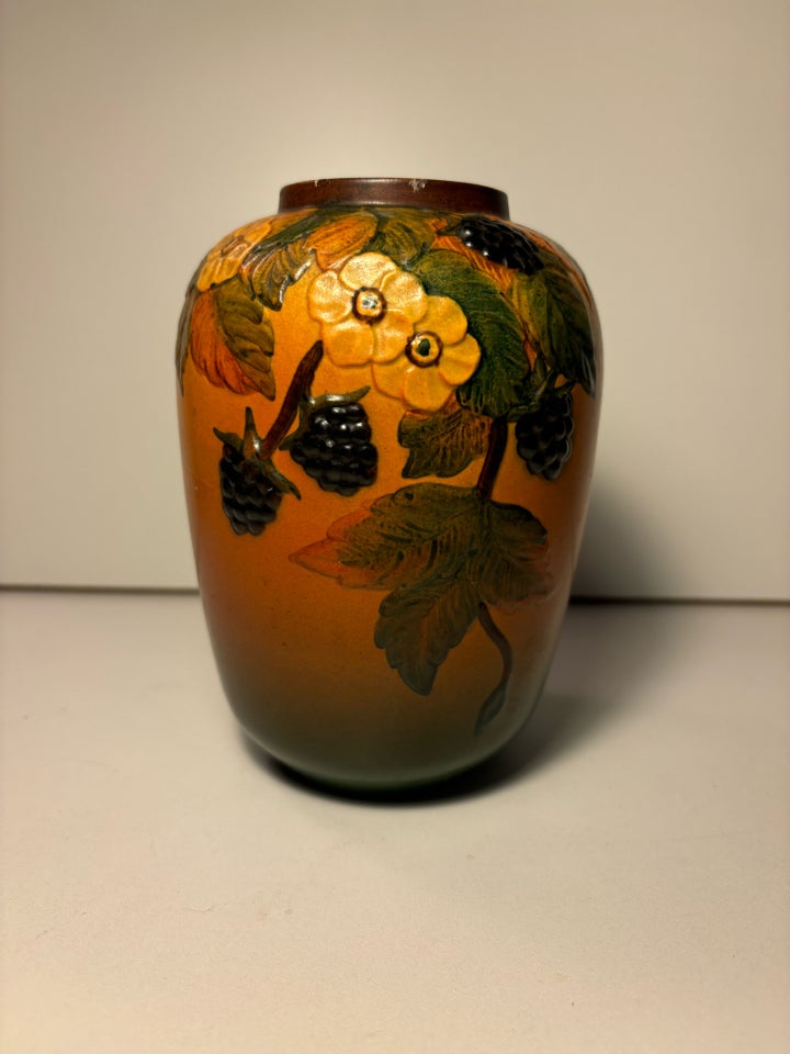 Vase Ipsen motiv: Brombær