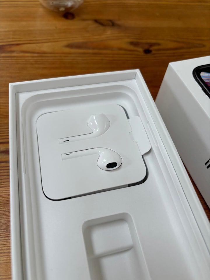 iPhone XR 128GB