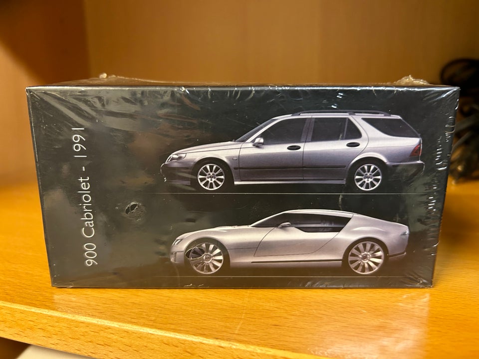 Modelbil Atlas Saab 900