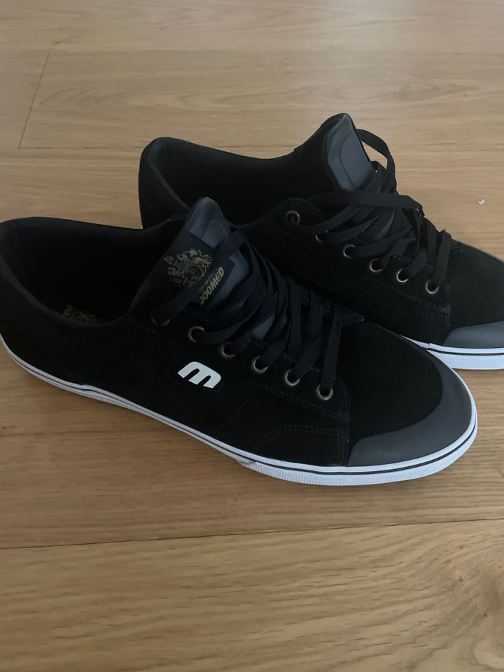 Sneakers, Etnies, str. 46