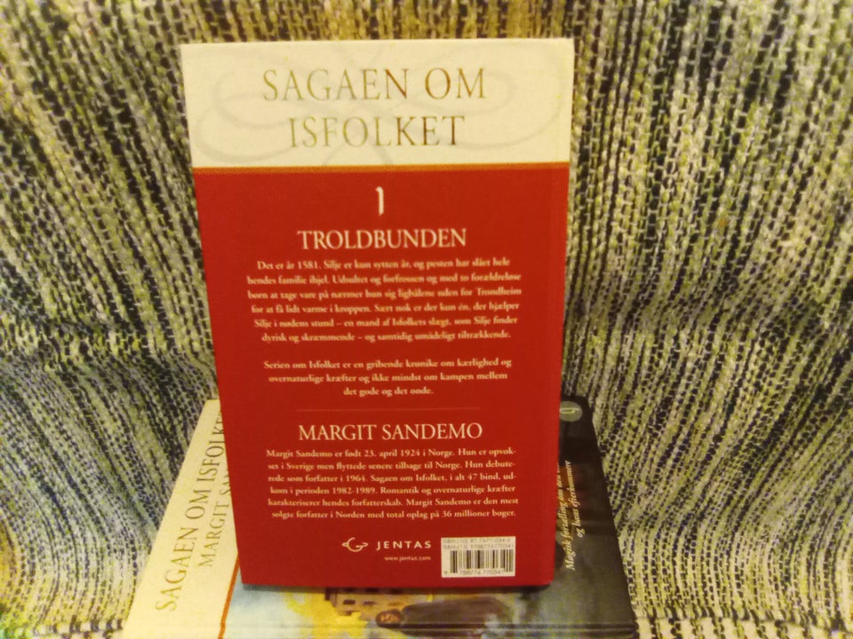 Sagaen om Isfolket, Margit